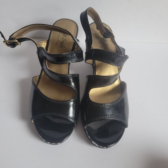 Soft Style Black Patent Leather Wedge Sandals Size 8 Geometric Pattern Heel Hush - Picture 2 of 6